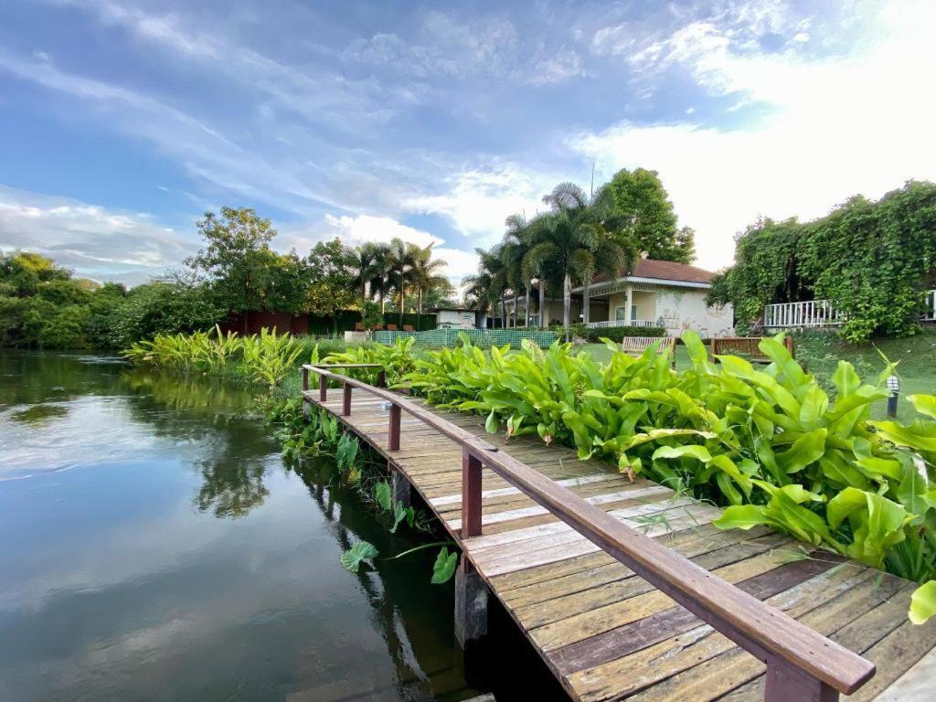 Ruen Maihom Riverside Cottage Kanchanaburi by Eksteriør bilde