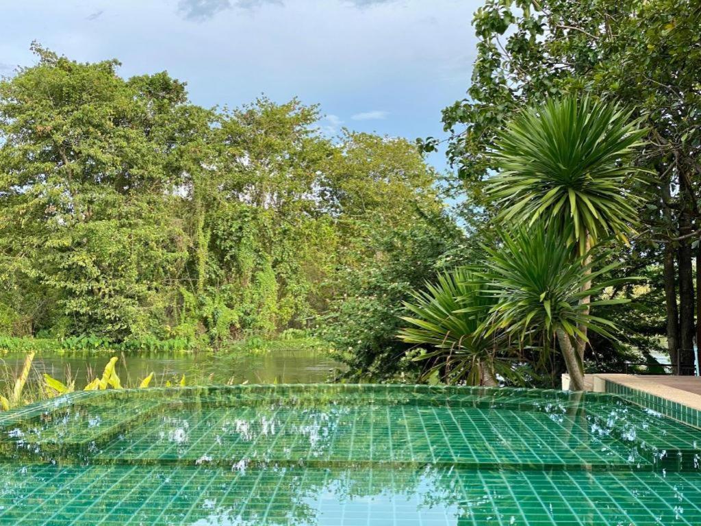 Ruen Maihom Riverside Cottage Kanchanaburi by Eksteriør bilde