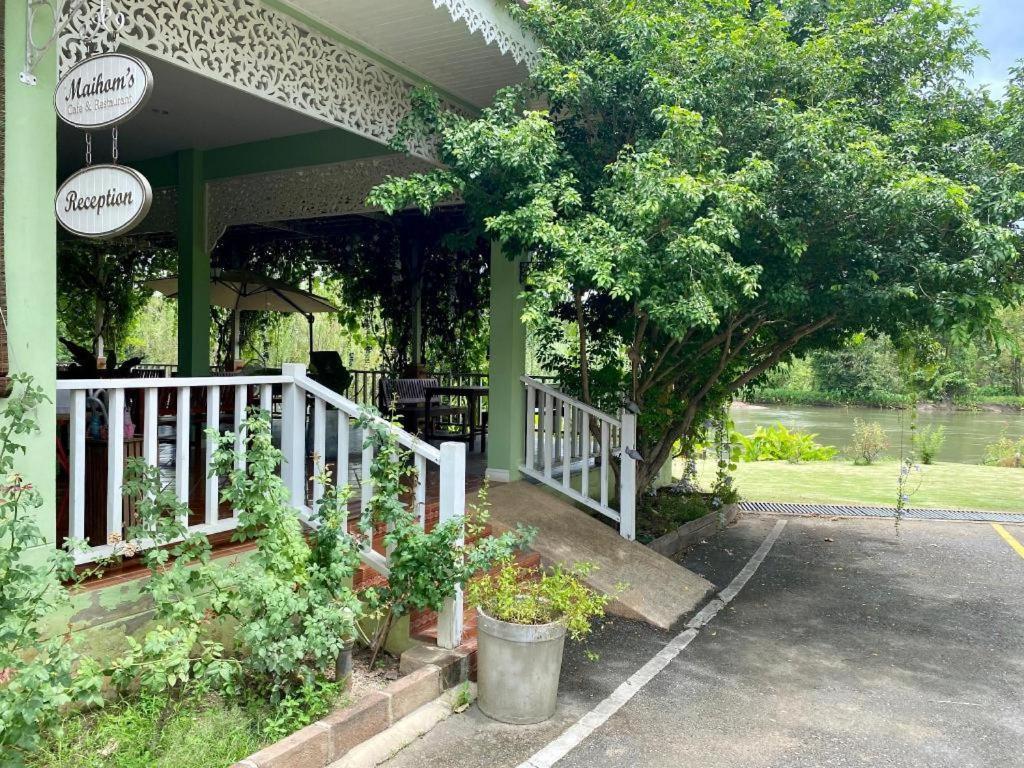Ruen Maihom Riverside Cottage Kanchanaburi by Eksteriør bilde